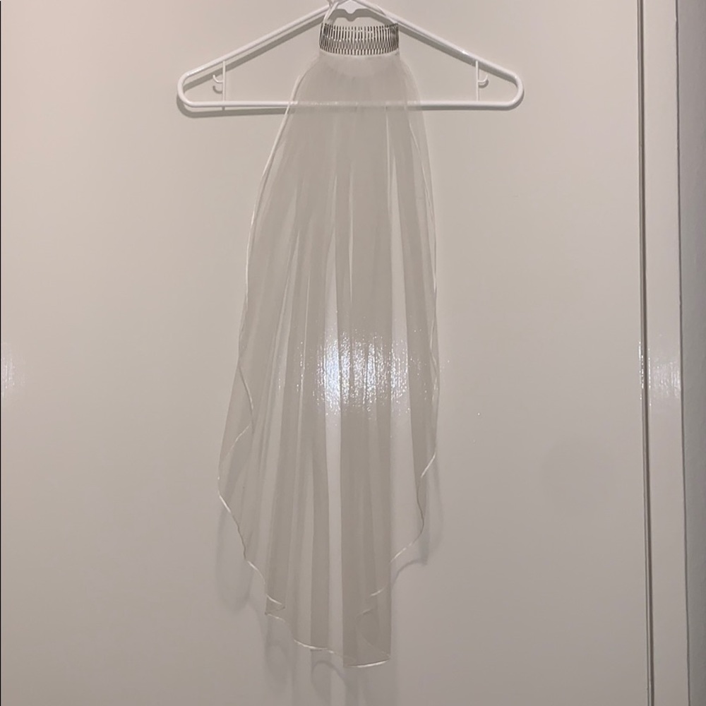 Bridal veil 28inches - ivory